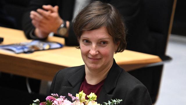 Erste Sitzung: Linke-Politikerin Klein neue Parlamentspräsidentin in Berlin