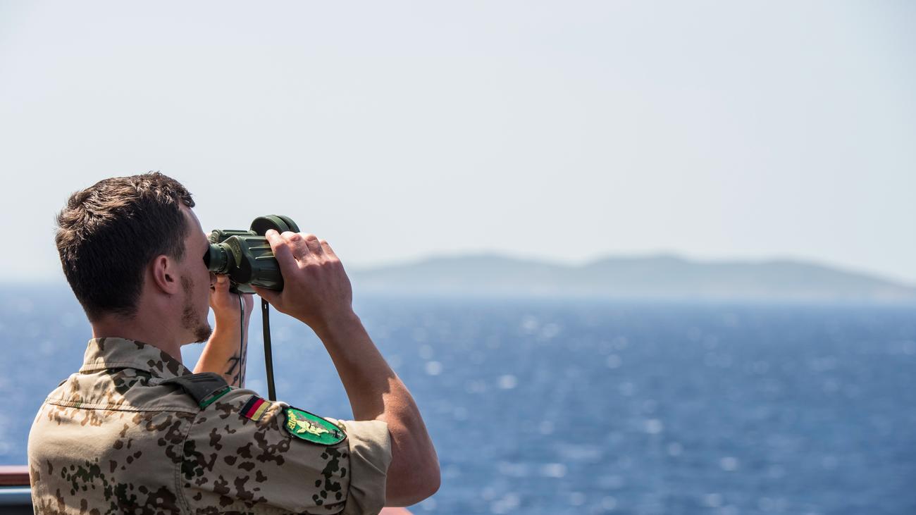 "Sea Guardian": Bundestag Stimmt Bundeswehreinsatz Im Mittelmeer Zu ...