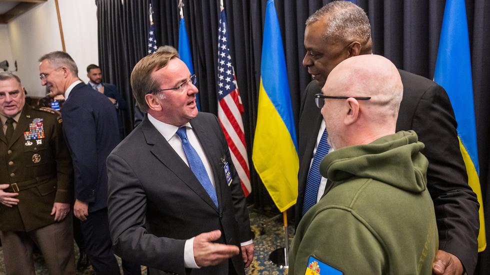 https://img.zeit.de/politik/2023-01/ukraine-uebersicht-ramstein-bild/wide__980x551