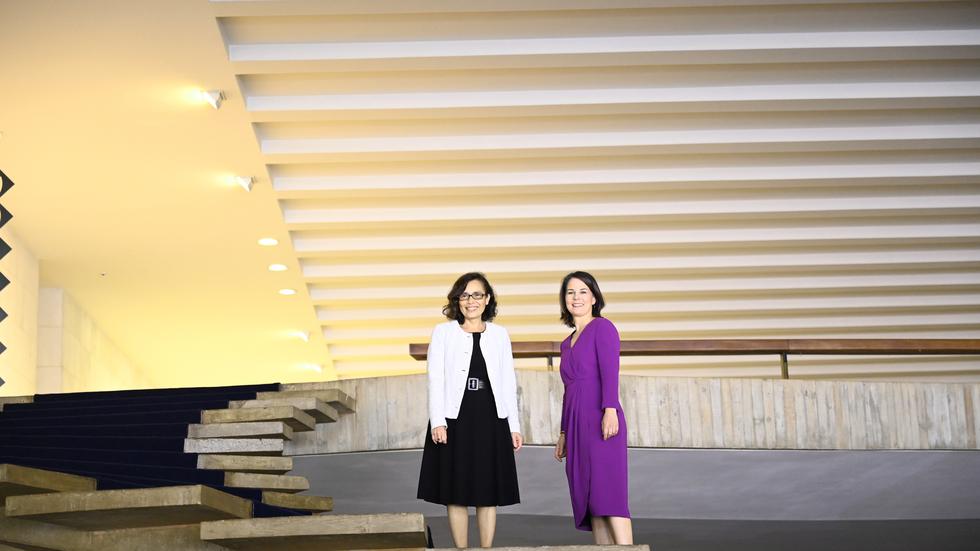 Annalena Baerbock in Brasilien: Ziemlich komplizierte Freunde | ZEIT ONLINE