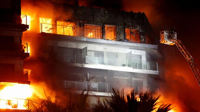 Valencia: Mindestens vier Tote nach Großbrand in Hochhaus