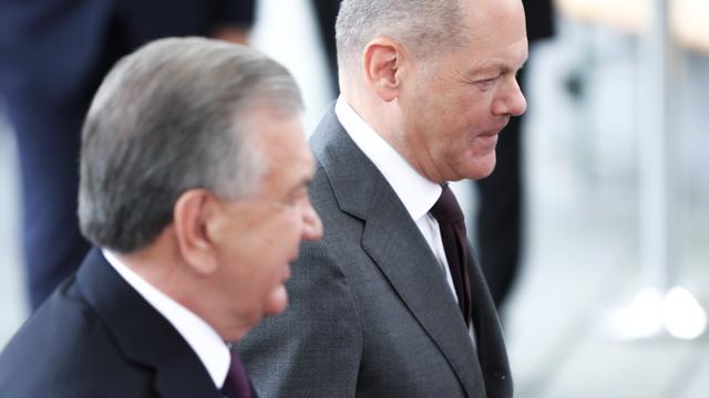 Migration: Olaf Scholz will in Usbekistan Migrationsabkommen unterzeichnen