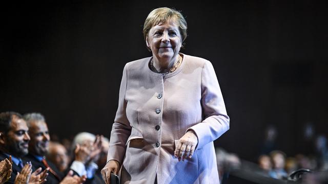 Angela Merkel: Merkel kritisiert CDU-Kurs zur Migration und verteidigt ihre Politik