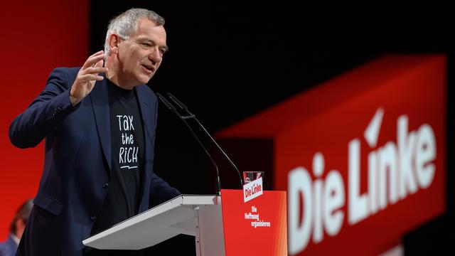 Bundesparteitag : Linken-Chef nennt Merz "abgehobenen Kanzler"
