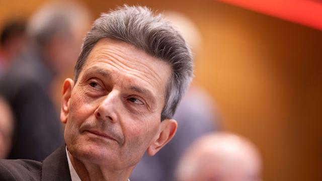 SPD: Rolf Mützenich fordert deutlichere Konsequenzen aus Wahlergebnis
