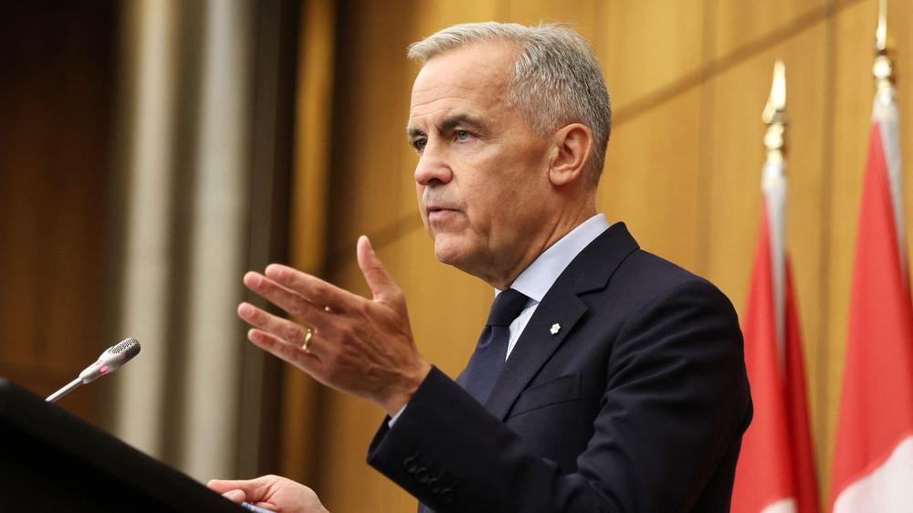  Kanadas Premierminister Mark Carney spricht auf einer Pressekonferenz zu den zum Teil aufgehobenen Vergeltungszöllen gegen die USA.