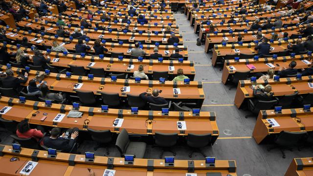 Europäische Union: EU-Parlament stimmt für Lockerung des Lieferkettengesetzes