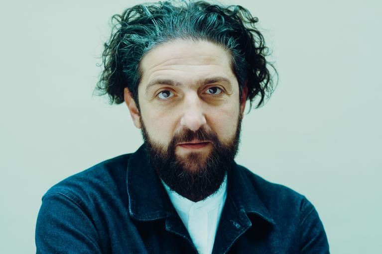 Aladin El-Mafaalani: "Misstrauensgemeinschaften zeigen sich in allen gesellschaftlichen Bereichen, selbst im Geldsystem", sagt Aladin El-Mafaalani.