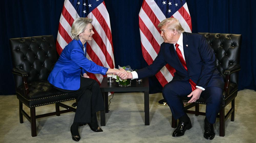  US-Präsident Donald Trump und EU-Kommissionspräsidentin Ursula von der Leyen im September 2023 in New York