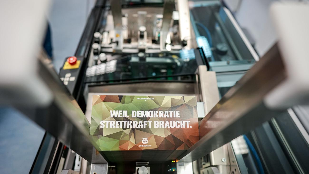 Musterung: Bundeswehr verschickt erste Briefe für neuen Wehrdienst