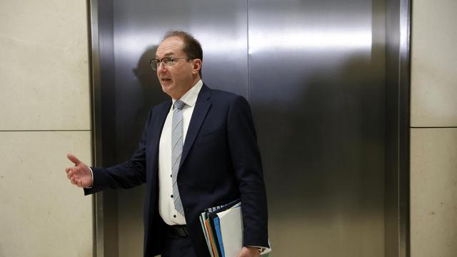 Besuch in Israel: Dobrindt unterzeichnet Cyber- und Sicherheitspakt mit Israel