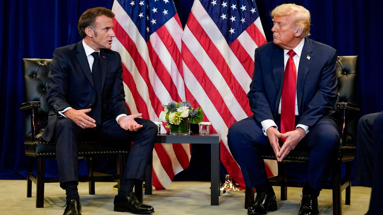 Davos: Emmanuel Macron schlägt Donald Trump Treffen mit Russland in Paris vor
