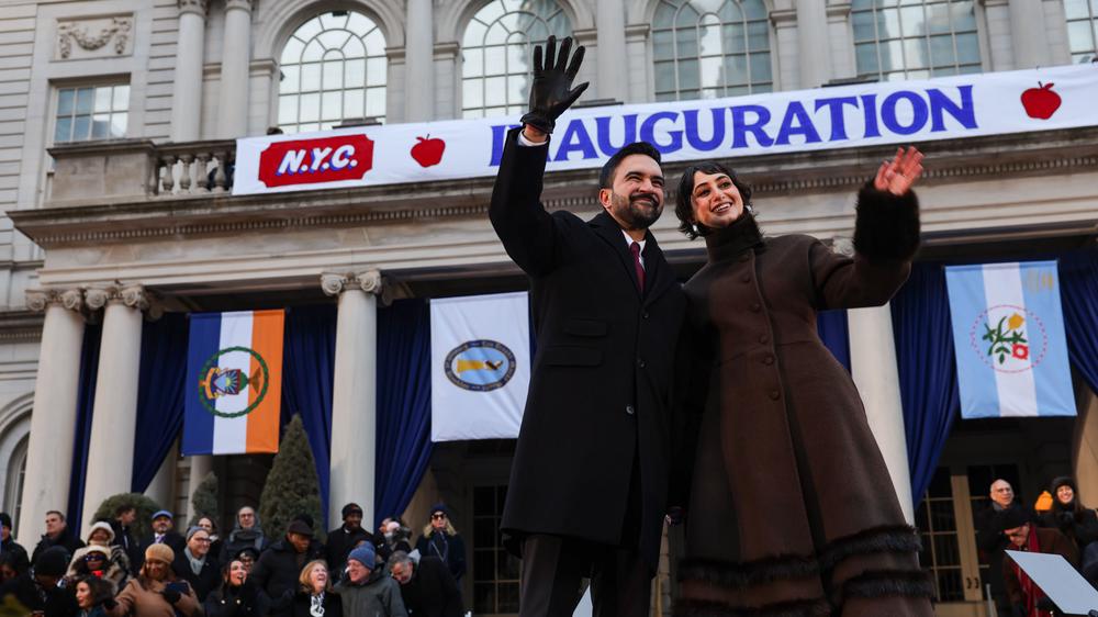 New York: New Yorks Bürgermeister Zohran Mamdani und seine Ehefrau, die Künslterin Rama Duwaji, auf der Feier zur Amtseinführung