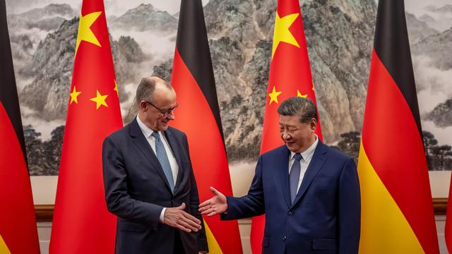 Friedrich Merz in China: Kanzler Merz kritisiert Handelsdefizit mit China als 