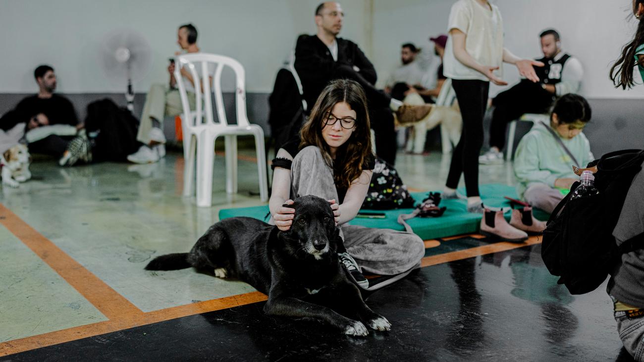 Luftschutzbunker in Tel Aviv: Laune im Keller
