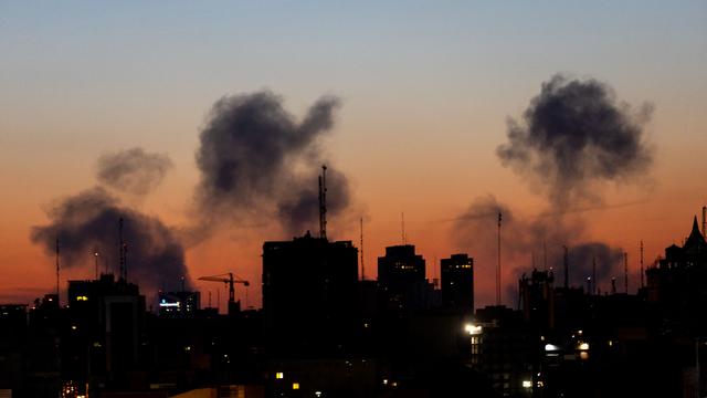 Bild: Überblick: Irankrieg: USA rechnen mit wochenlangem Krieg, Menschen flüchten im Libanon