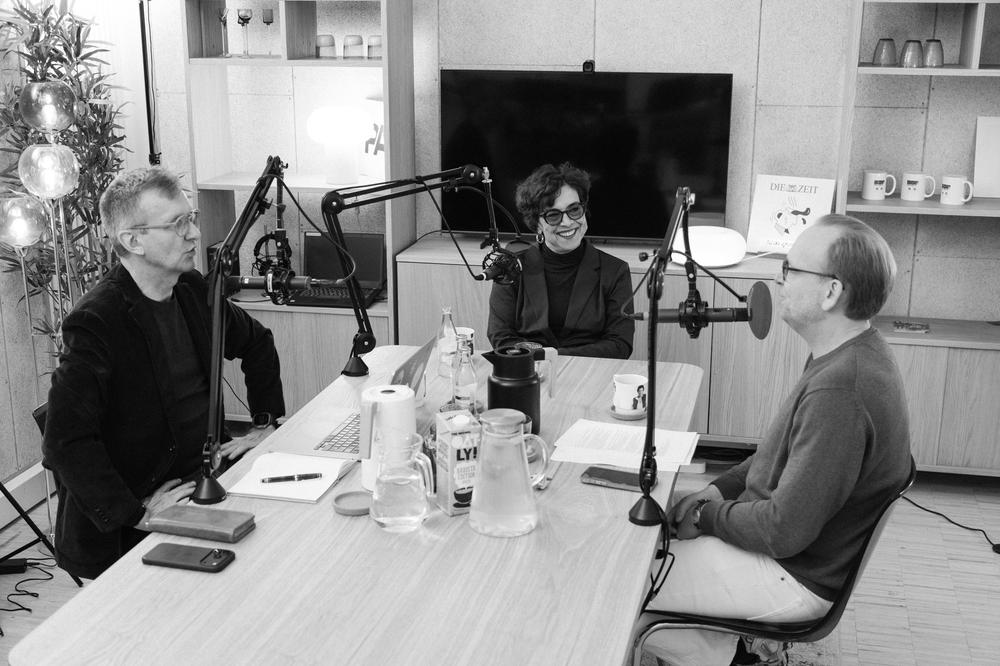 Interviewpodcast: Mariam Lau, verstehen Sie den Iran? Und Merz?