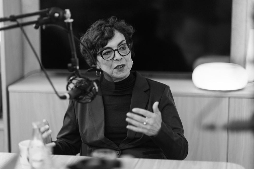 Interviewpodcast: Mariam Lau, verstehen Sie den Iran? Und Merz?