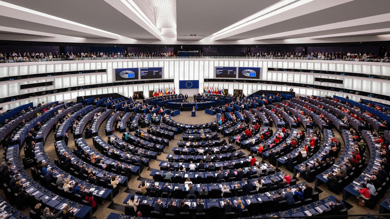 Europäischen Parlament: EU-Abgeordnete in Babypause dürfen künftig ihr Stimmrecht übertragen