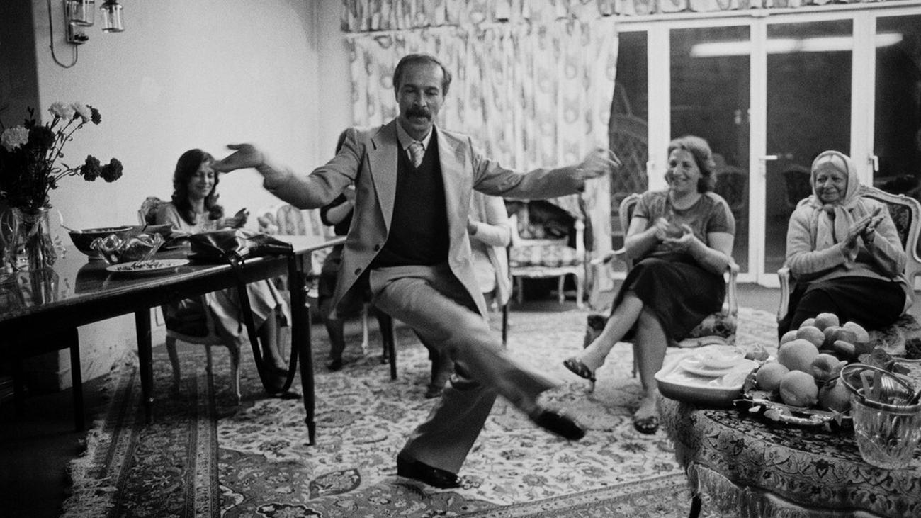 Dior-Foto im Iran: »Mein Vater auf seinem Hochzeitsfoto, 1989«