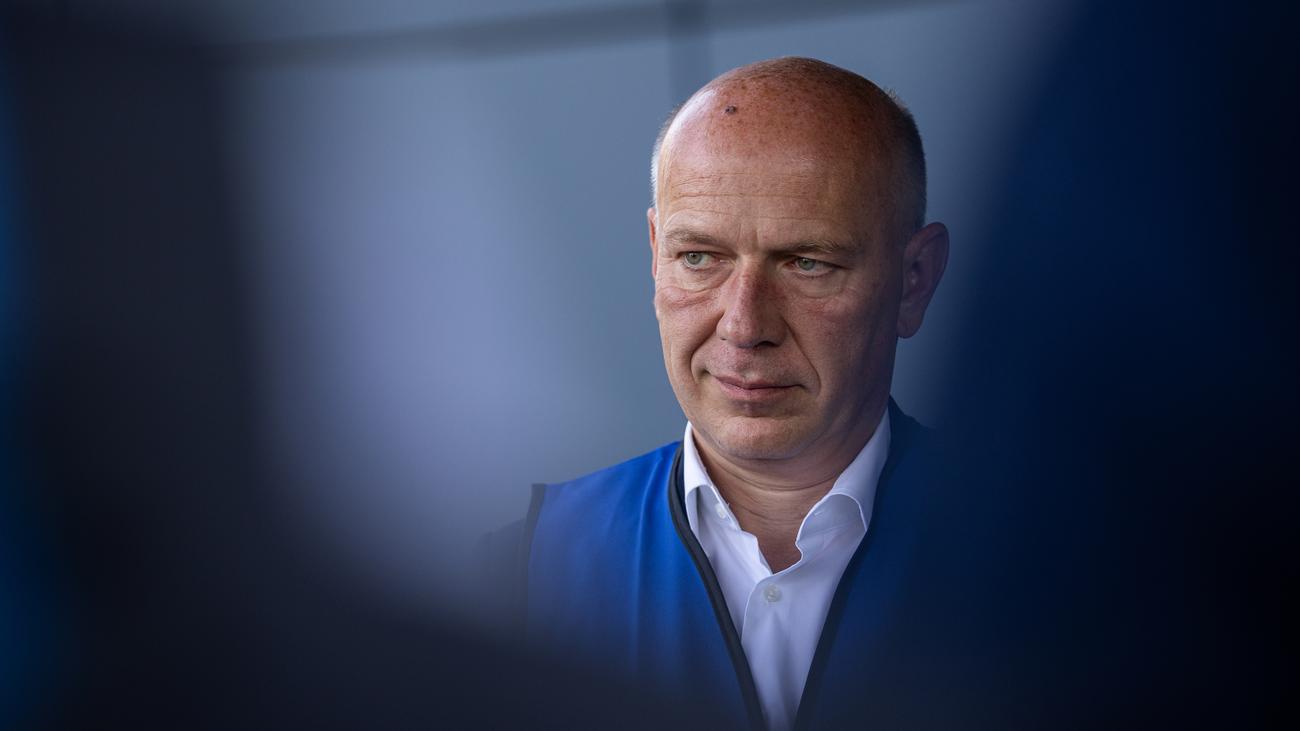 Debatte um Spitzenkandidatur: Jetzt live: Berlins Bürgermeister Kai Wegner gibt Statement ab