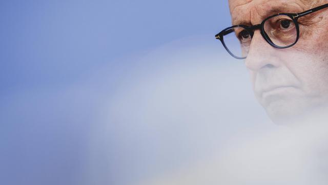 Drohnenangriff: Der Kanzler schweigt. Warum?