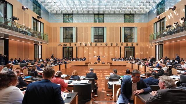 Umgang mit der AfD : SPD, Grüne und Linke offen für Bundeszwang in Sachsen-Anhalt