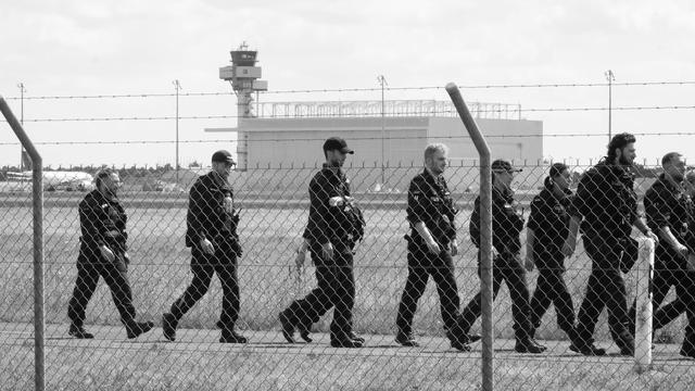 Hybride Kriegsführung: Hybride Angriffe: Wie kann Deutschland sich wehren?