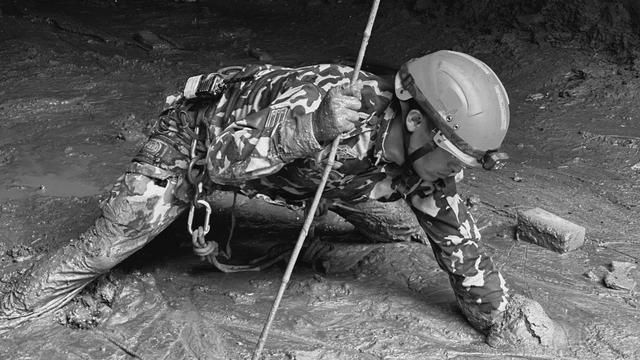 Flut in Nepal: »Wir treffen Menschen, die nicht mehr reden können«