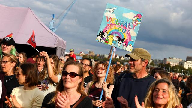 Proteste gegen Rechtsextremismus: Mehr als 100.000 Menschen protestieren gegen Rechtsextremismus
