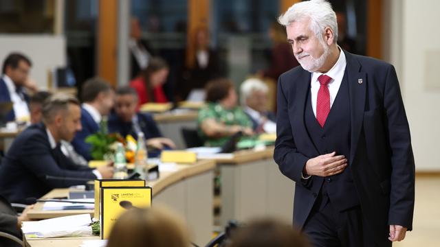Landtag von Sachsen-Anhalt: AfD stellt Präsident und Vize – SPD-Kandidat verfehlt Mehrheit klar