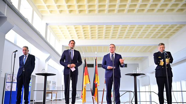 Marinehafen in Emden: Bundeswehr bekommt einen neuen Marinehafen in Emden