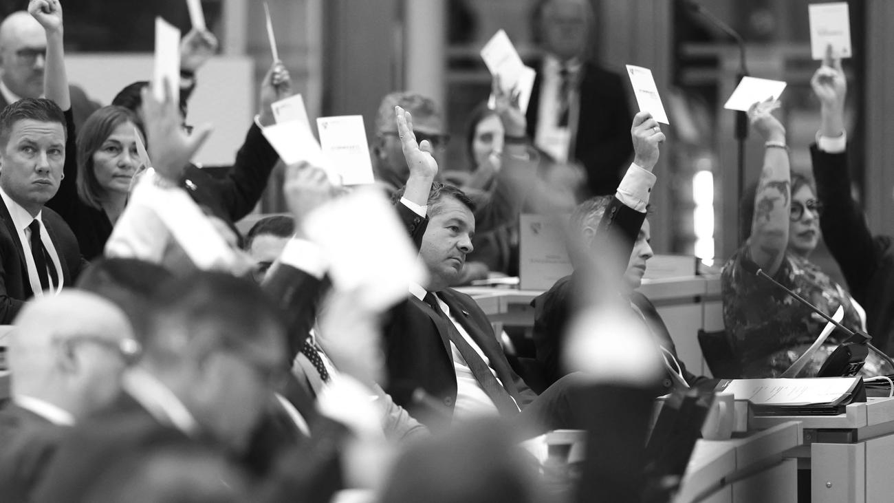 News podcast: Four votes for the AfD - | did they come from the CDU?