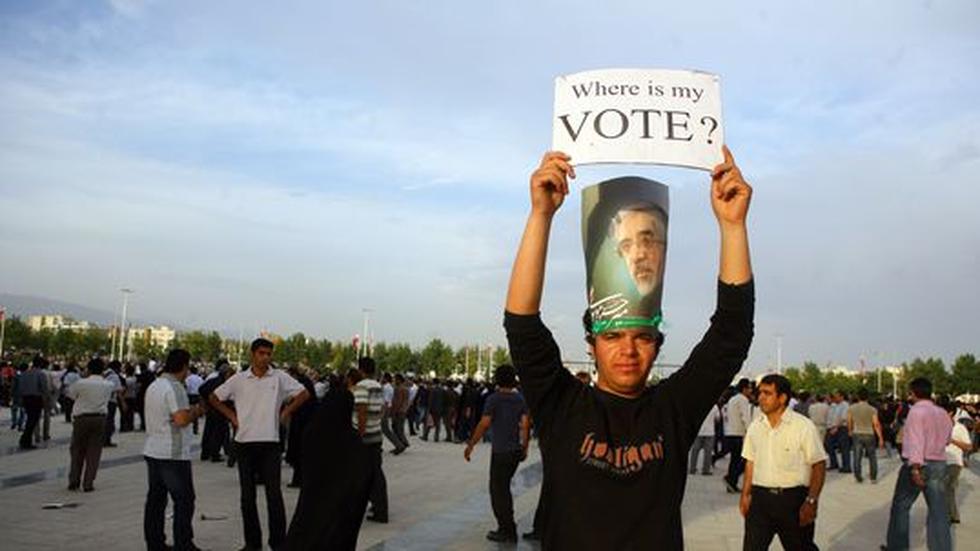 Jahrestag Der Wahlen: Zahlreiche Festnahmen In Iran | ZEIT ONLINE