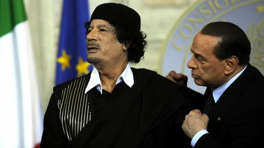 Muammar al-Gadhafi mit Silvio Berlusconi