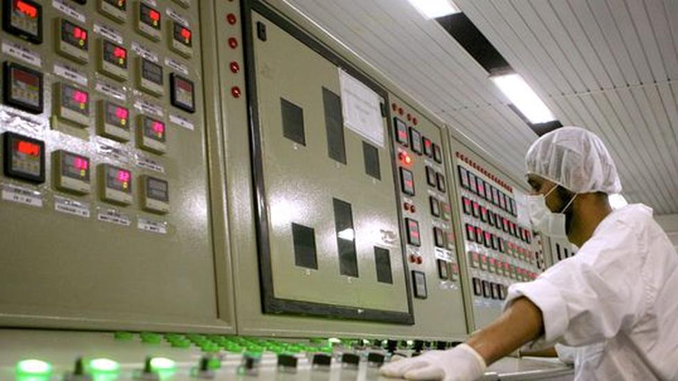 US-Depeschen: Kontrollraum einer iranischen Atomanlage nahe der Stadt Isfahan (Archivbild)