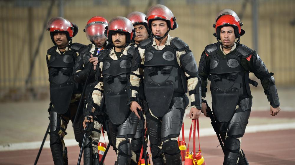 Politik, Ägypten, Ägypten, Polizei, Geheimdienst, Abdel Fattah al-Sissi, Bundesnachrichtendienst, Fußball, Olympiastadion, Innenministerium, DFB-Pokal, Bundesregierung, Hosni Mubarak, Massenpanik, Terrorbekämpfung, Berlin, Kairo