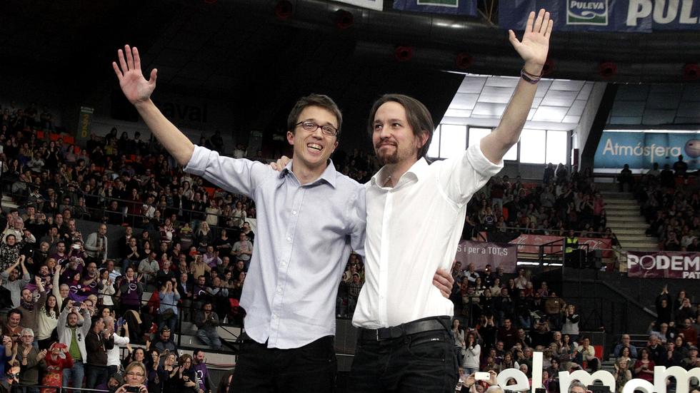 Podemos in Spanien: Podemos-Chef Pablo Iglesias und seine Nummer 2, Íñigo Errejón (links), bei einem Auftritt in Valencia im Jahr 2015