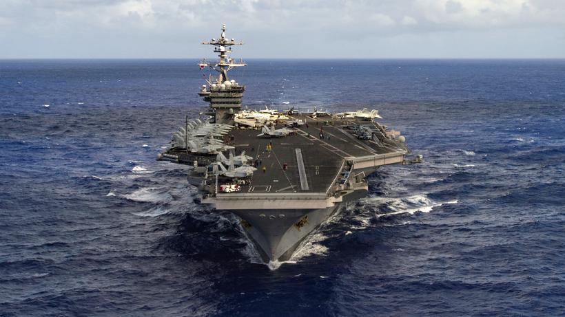 Um die Fahrt der USS Carl Vinson fährt Richtung gab es eine Reihe Falschmeldungen.