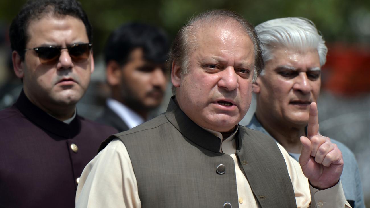 Panama Papers: Oberstes Gericht in Pakistan entmachtet Premier Sharif ...