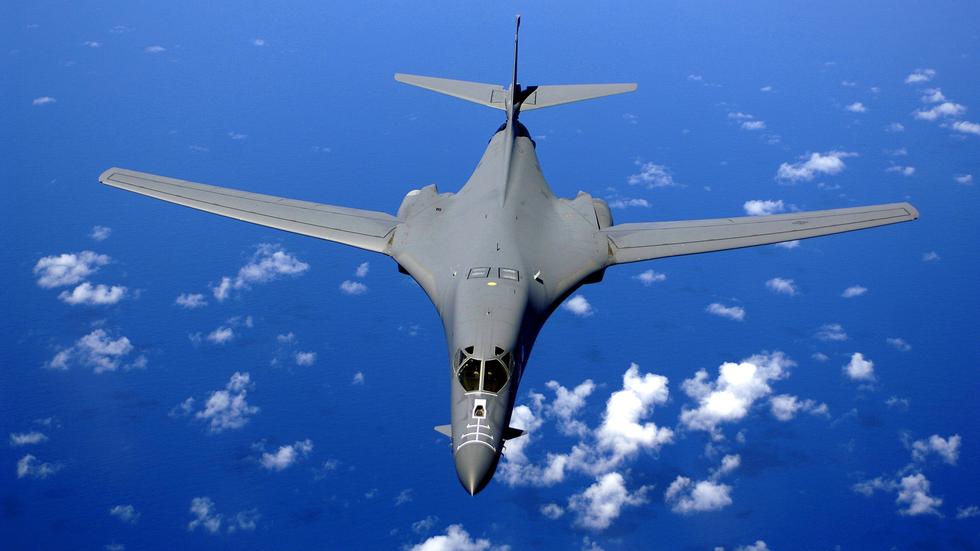 Kim Jong Un: US-Bomber fliegen Manöver vor Nordkoreas Grenze | ZEIT ONLINE