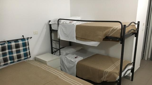 Flüchtlingskrise: Blick in ein Hostel-Zimmer in Gorino: Statt Flüchtlinge können hier Urlauber wohnen.