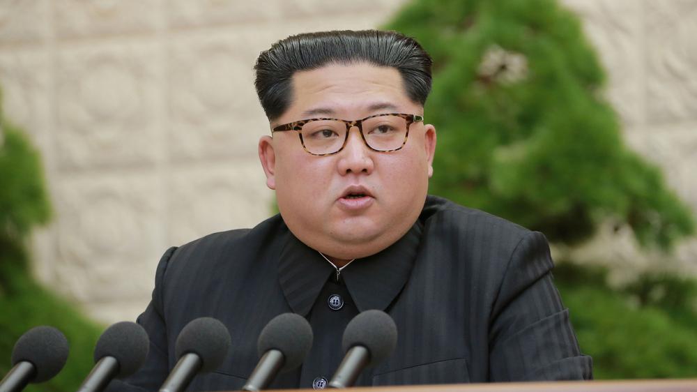 Nordkorea-Konflikt: Nordkoreas Präsident Kim Jong Un bei einer Rede in Pjöngjang am 20. April 2018