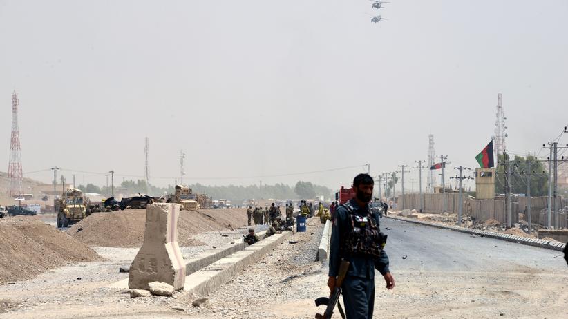   Afghanistan: Assaulted Security Forces After a Suicide Bomb in Kandahar, Afghanistan 