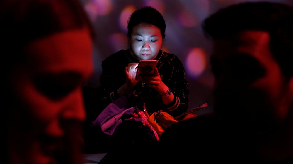 Pressefreiheit: Frankreich will dagegen vorgehen, dass auf Sozialen Netzwerken wie Facebook Falschnachrichten verbreitet werden.