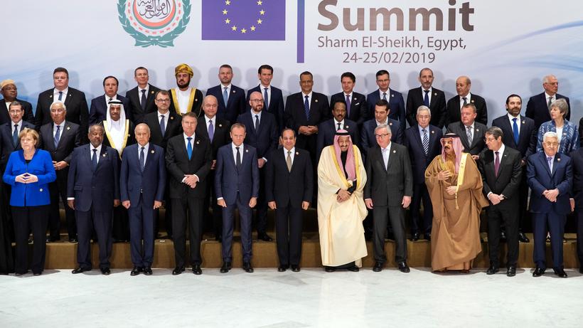 Ägypten: Die Staats- und Regierungschefs der EU und Arabischen Liga beim Gipfeltreffen im ägyptischen Scharm al-Scheich.