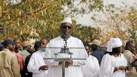 Senegal Senegalesischer Prasident Macky Sall Wiedergewahlt Zeit Online