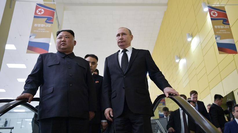 Wladiwostok : Russlands Präsident Wladimir Putin und Nordkoreas Machthaber Kim Jong Un in Wladiwostok
