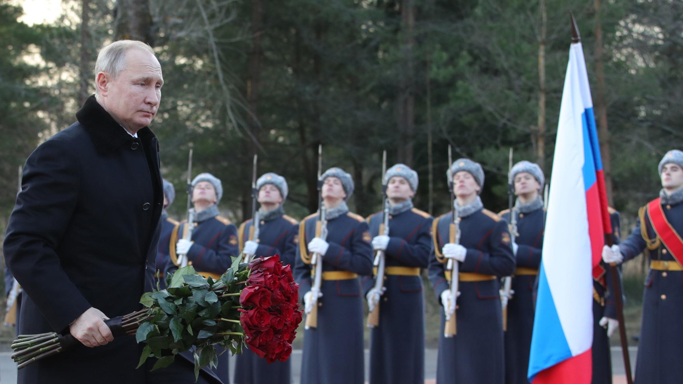 Wladimir Putin: Russlands Präsident Wladimir Putin bei einer Gedenkveranstaltung zum 75. Jahrestag des Endes der Leningrader Blockade