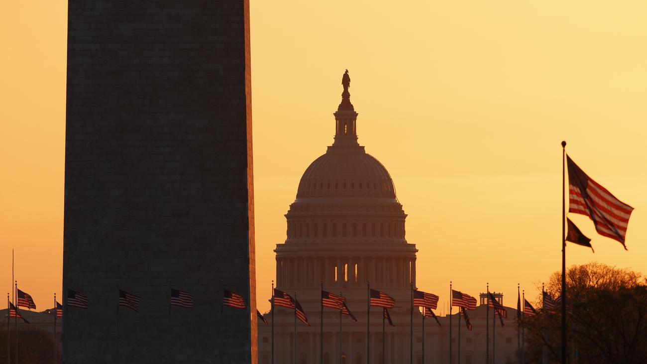 USA: US-Senat billigt größtes Hilfspaket der Geschichte ...